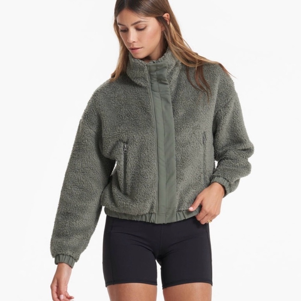 Vuori - XS Sherpa Cropped Jacket Jacket Dusty Pine